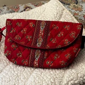 MaggiB Quilted Cosmetic pouch with liner